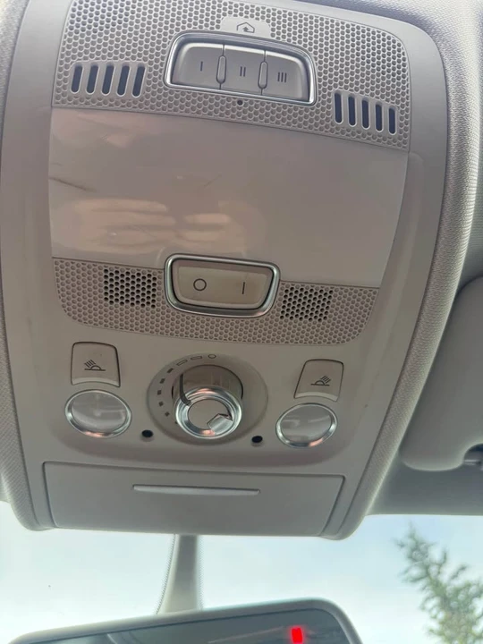 2012 Audi B8 A4 - Image 19 of 20