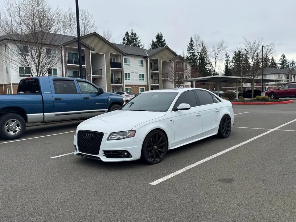 2012 Audi - Image 2 of 19