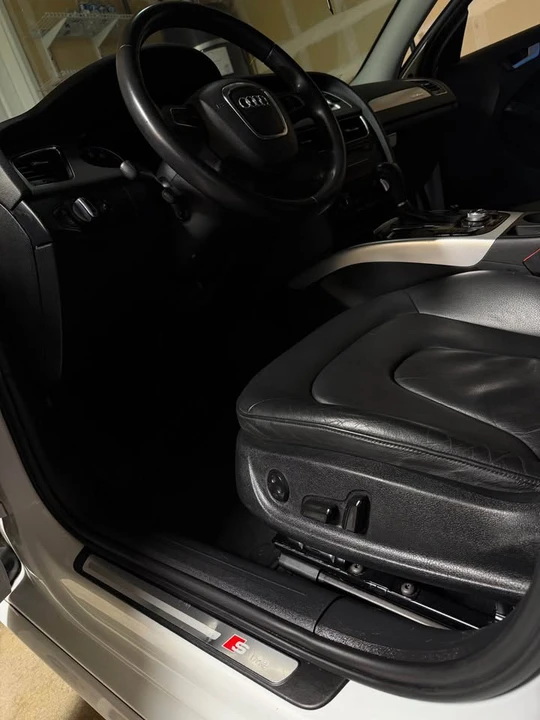 2012 Audi - Image 12 of 19