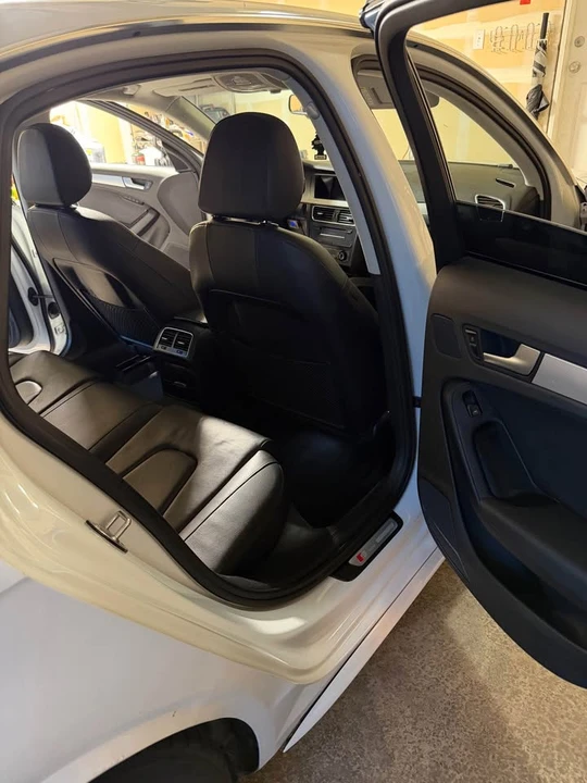 2012 Audi - Image 16 of 19