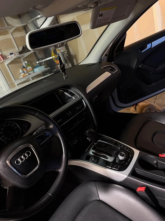 2012 Audi - Image 18 of 19