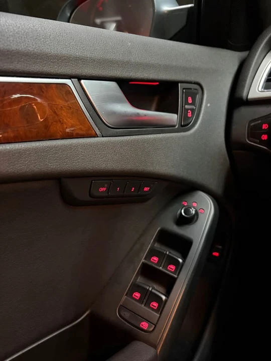 2012 Audi B8 A4 - Image 11 of 15