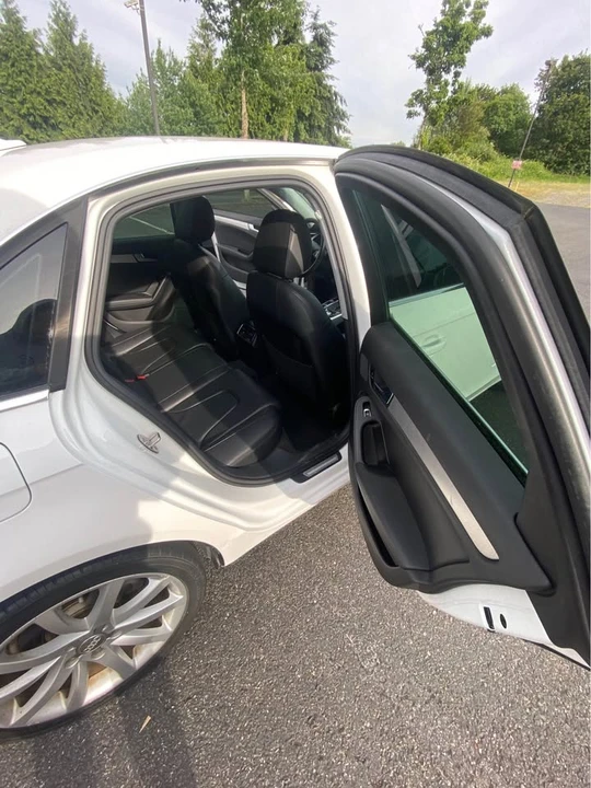 2012 Audi B8 A4 - Image 8 of 11