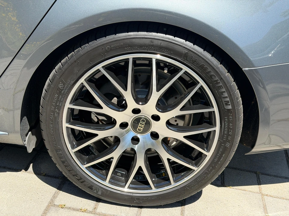 2012 Audi B8 A4 - Image 25 of 31