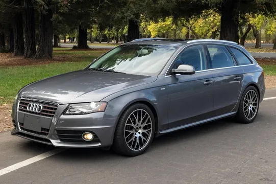 2012 Audi A4 Avant Quattro Premium Plus
