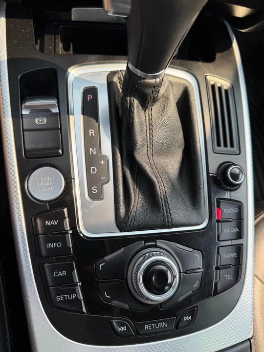 2012 Audi B8 A4 - Image 11 of 19