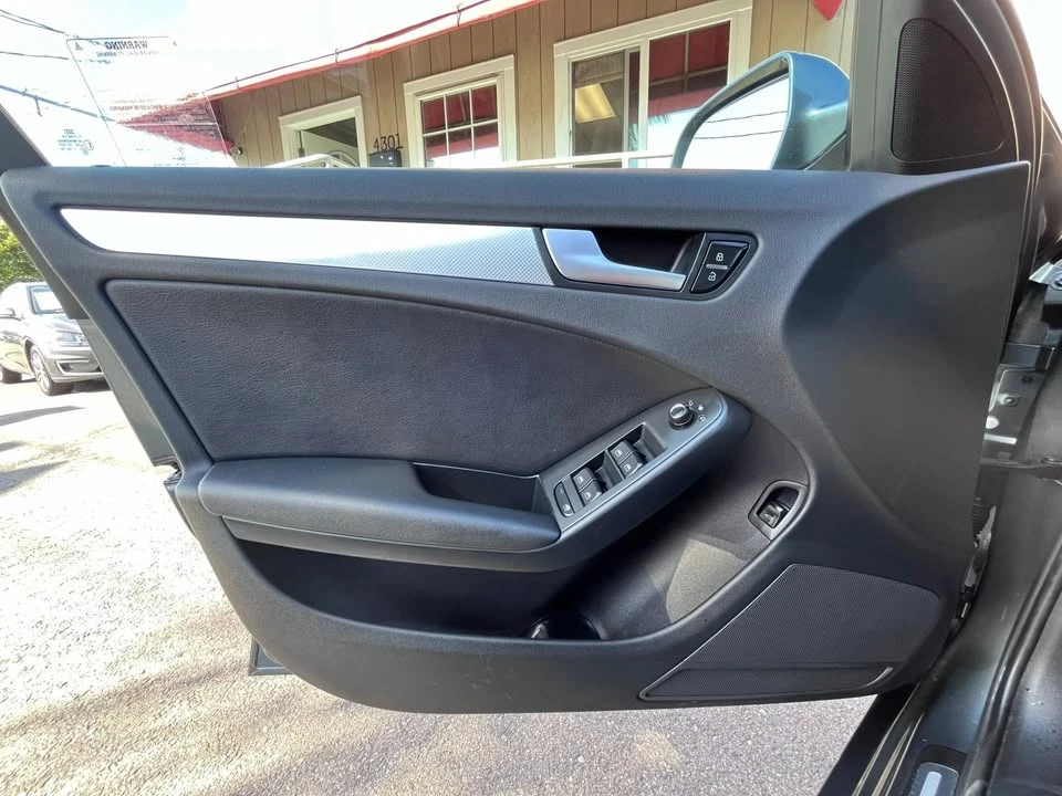 2012 Audi B8 A4 - Image 9 of 20