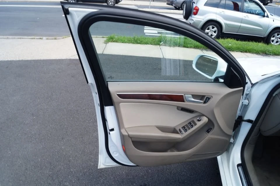 2012 Audi B8 A4 - Image 16 of 20