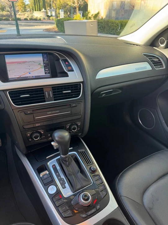 2012 Audi B8 A4 - Image 7 of 12