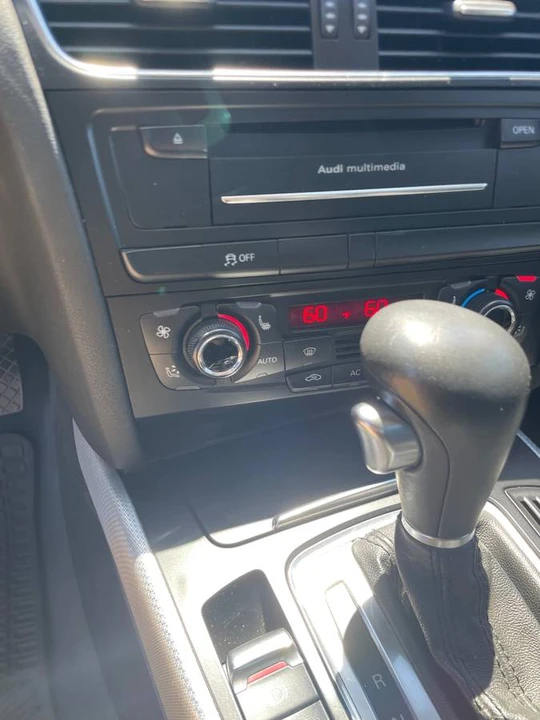 2012 Audi B8 A4 - Image 12 of 23