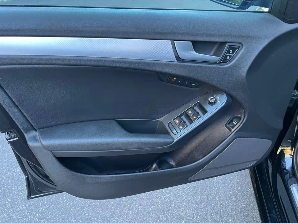 2012 Audi B8 A4 - Image 10 of 22