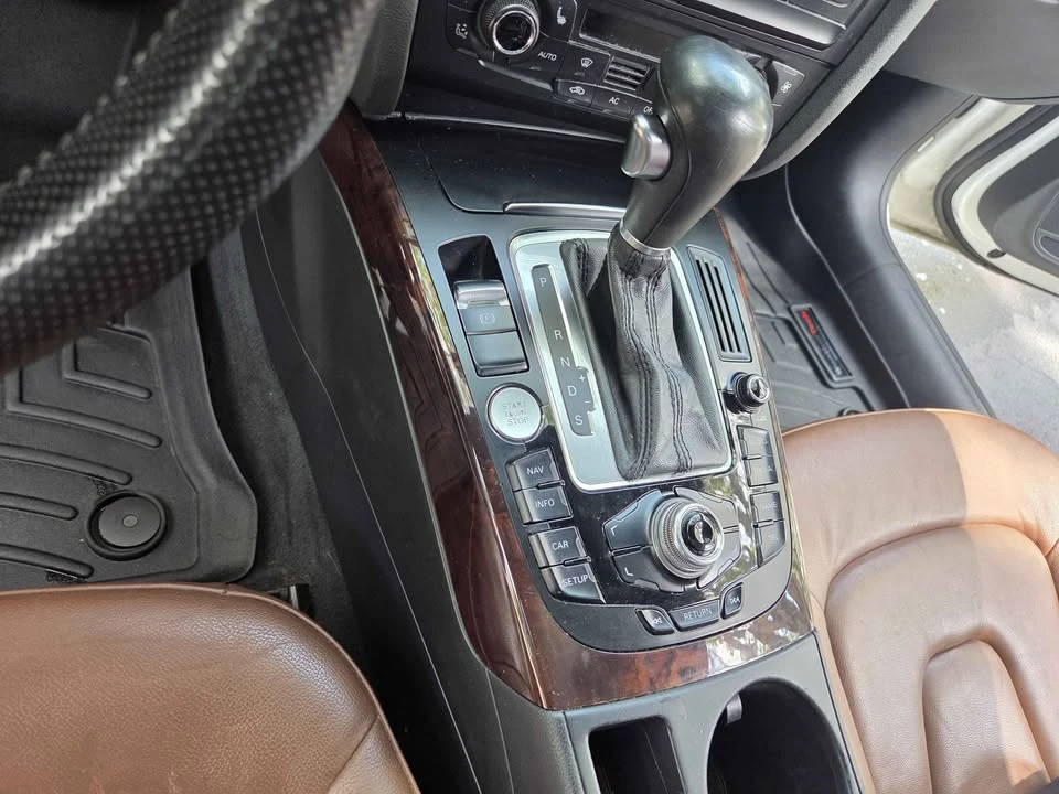 2012 Audi B8 A5 - Image 8 of 14