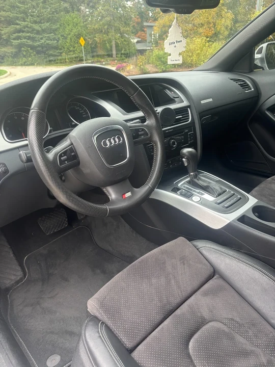 2012 Audi B8 A5 - Image 7 of 19