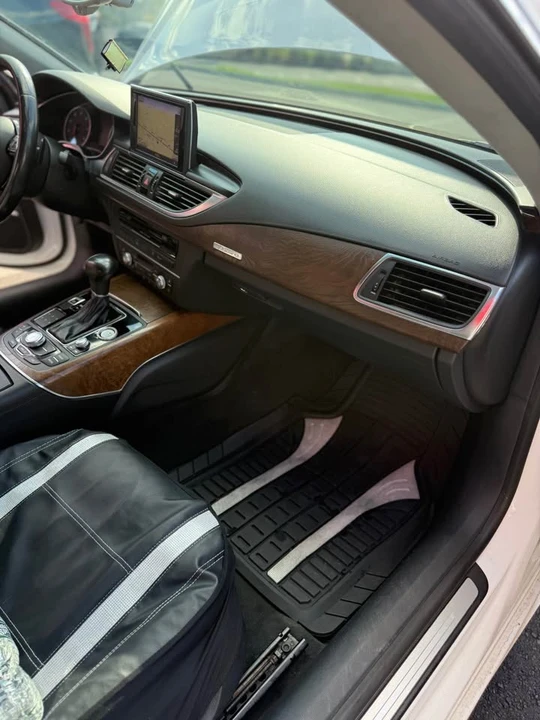 2012 Audi C7 A7 - Image 15 of 20