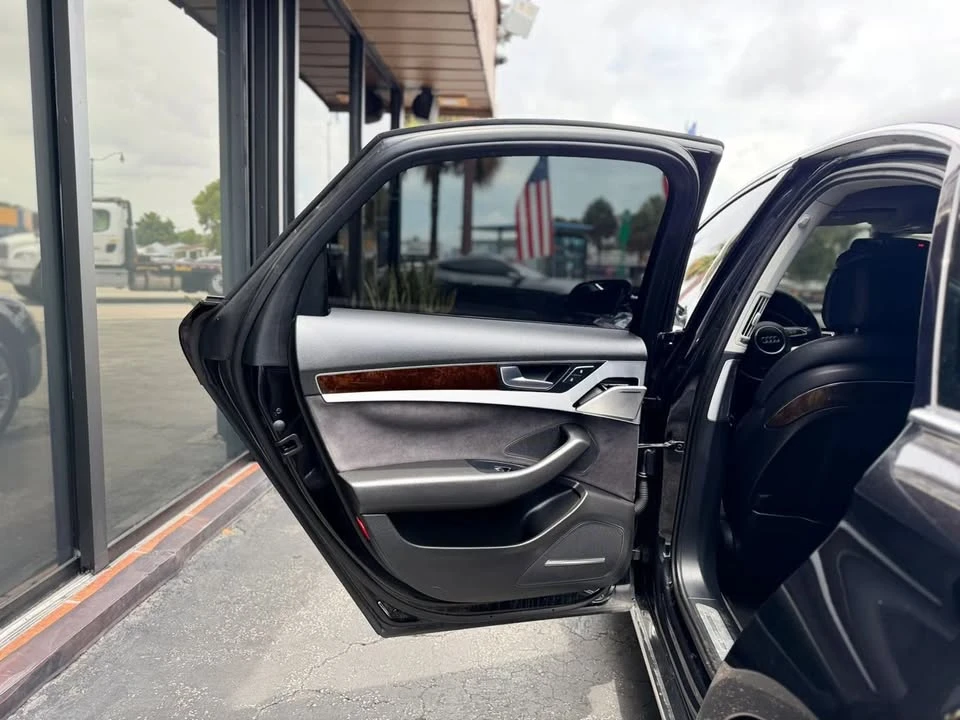 2012 Audi D4 A8 - Image 9 of 20