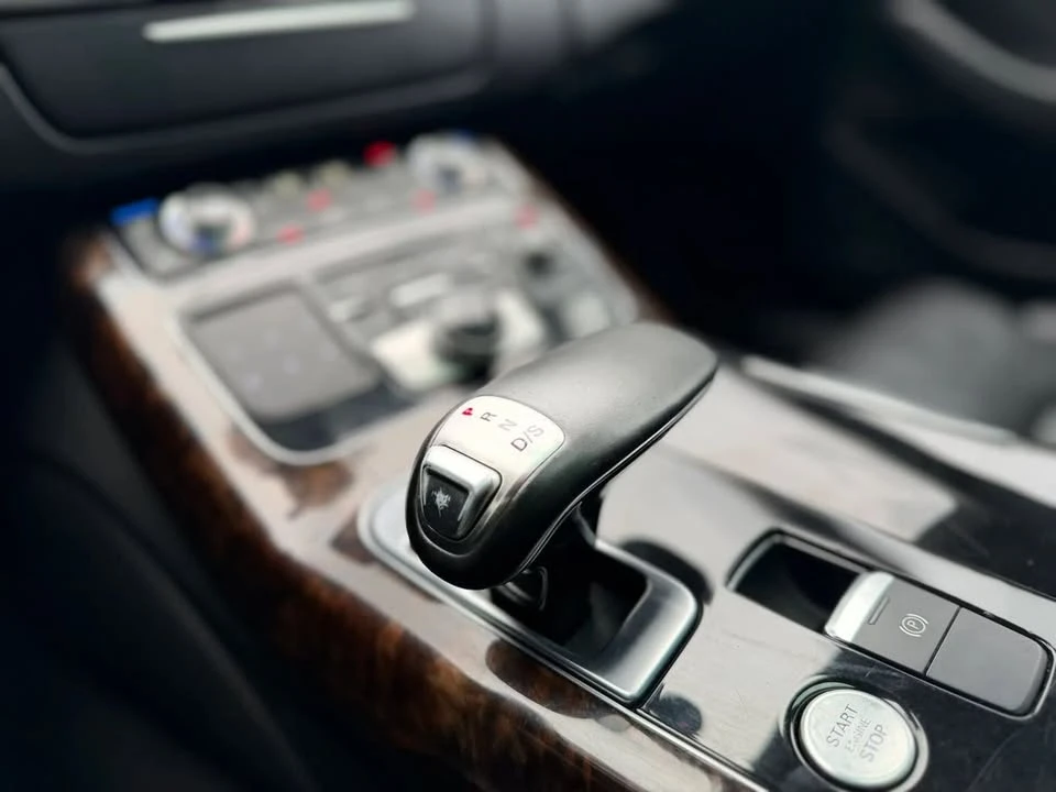 2012 Audi D4 A8 - Image 15 of 20