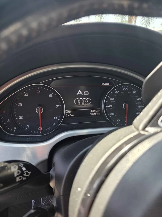 2012 Audi D4 A8 - Image 7 of 11