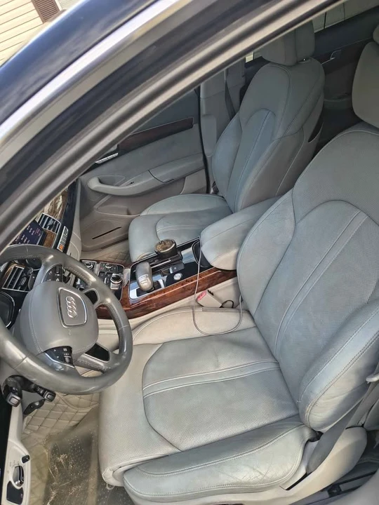 2012 Audi D4 A8 - Image 6 of 6