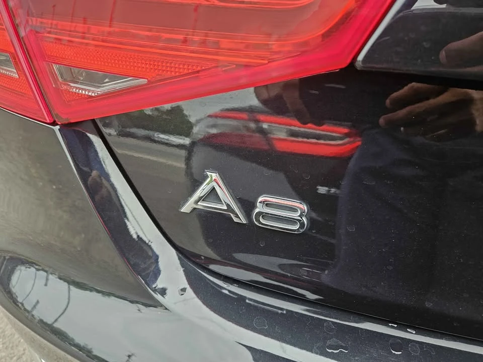 2012 Audi D4 A8 - Image 5 of 12