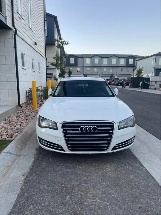2012 Audi D4 A8 - Image 2 of 11
