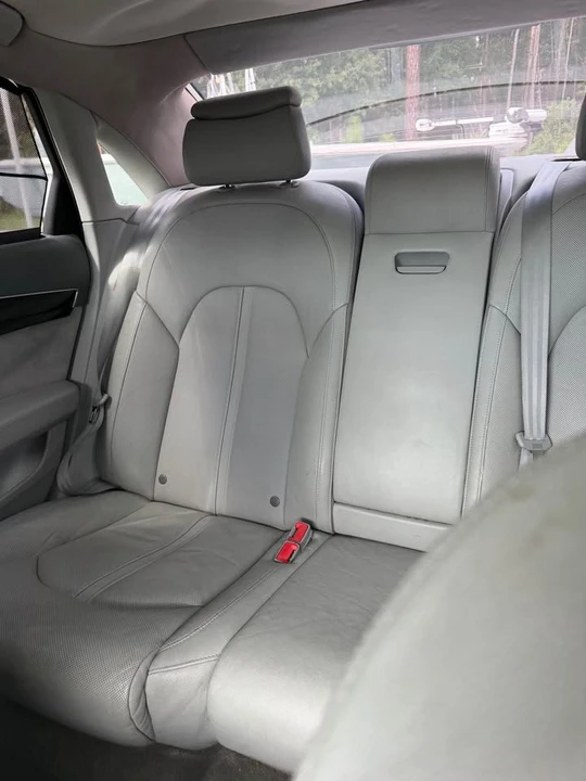 2012 Audi D4 A8 - Image 9 of 9