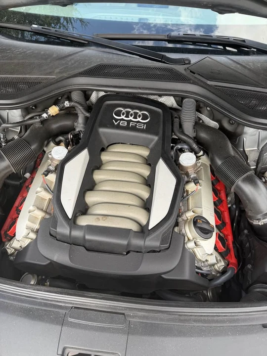 2012 Audi D4 A8 - Image 2 of 9