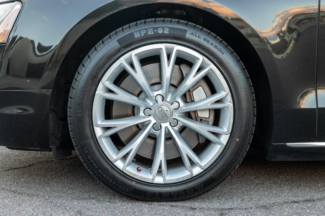 2012 Audi D4 A8 - Image 24 of 31