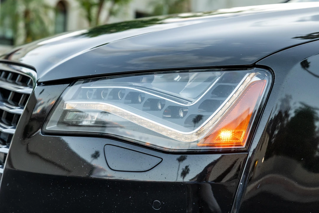 2012 Audi D4 A8 - Image 14 of 31
