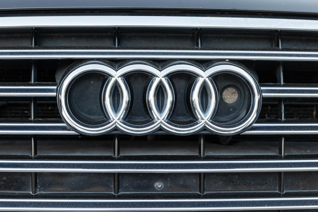 2012 Audi D4 A8 - Image 12 of 31