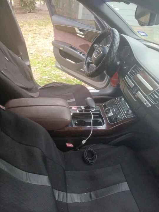 2012 Audi D4 A8 - Image 4 of 9