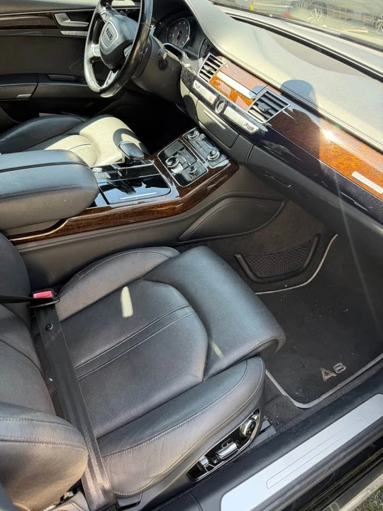 2012 Audi D4 A8 - Image 7 of 11