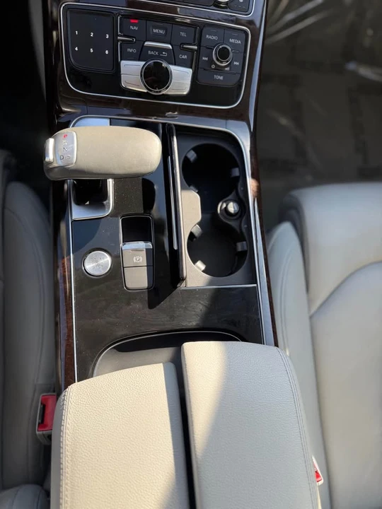 2012 Audi D4 A8 - Image 13 of 14