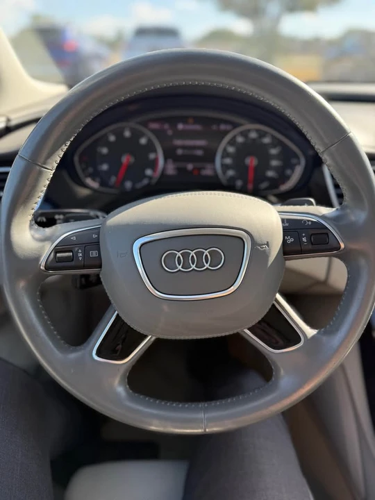 2012 Audi D4 A8 - Image 11 of 14