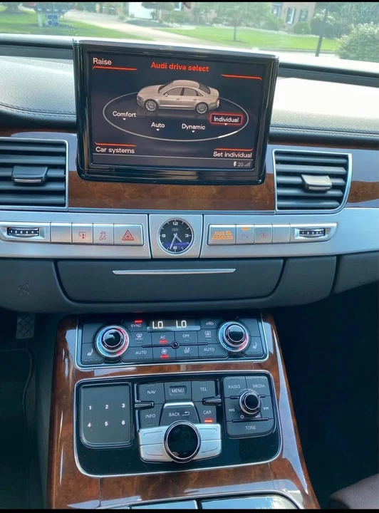 2012 Audi D4 A8 - Image 10 of 11