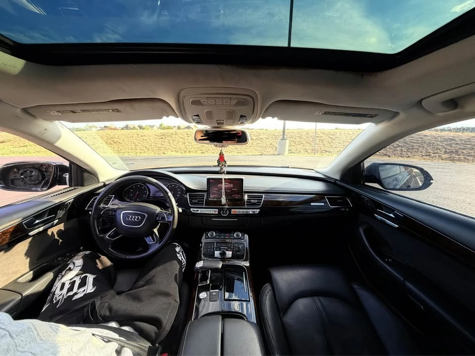 2012 Audi D4 A8 - Image 11 of 11