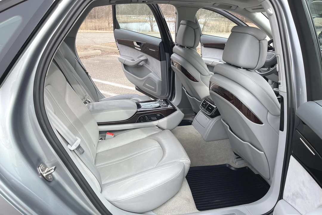 2012 Audi D4 A8 - Image 27 of 31