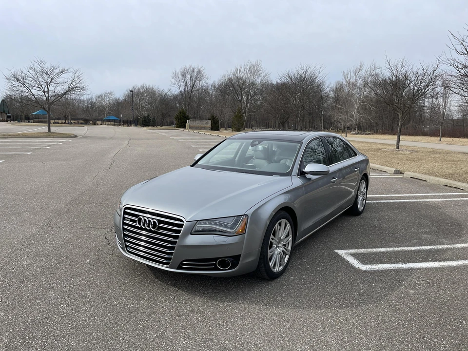 2012 Audi D4 A8 - Image 7 of 31