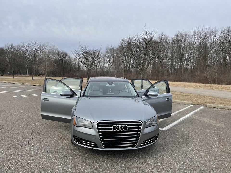 2012 Audi D4 A8 - Image 14 of 31