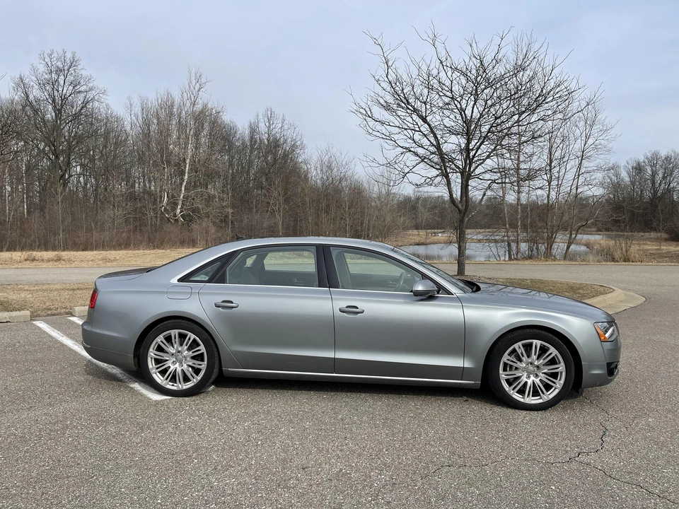 2012 Audi D4 A8 - Image 12 of 31