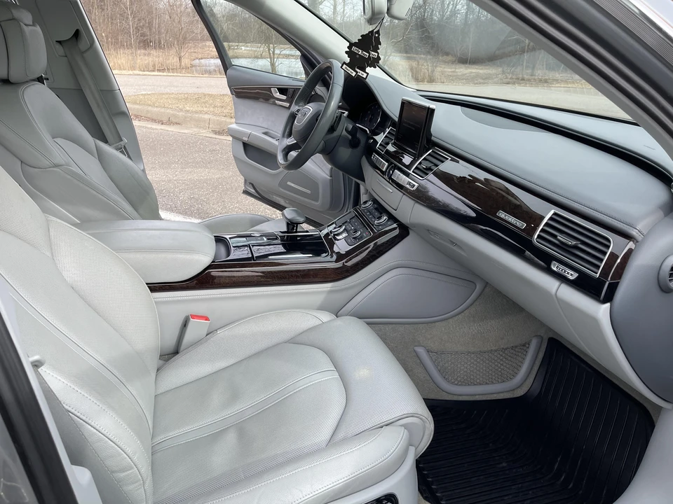 2012 Audi D4 A8 - Image 29 of 31