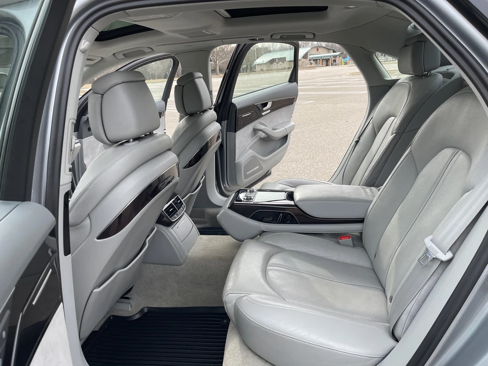 2012 Audi D4 A8 - Image 31 of 31