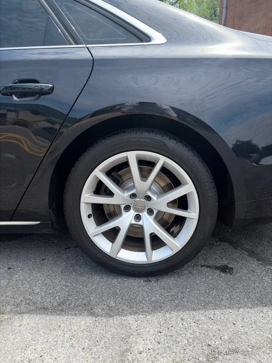 2012 Audi D4 A8 - Image 8 of 24