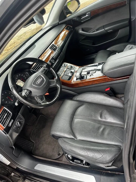 2012 Audi D4 A8 - Image 8 of 9
