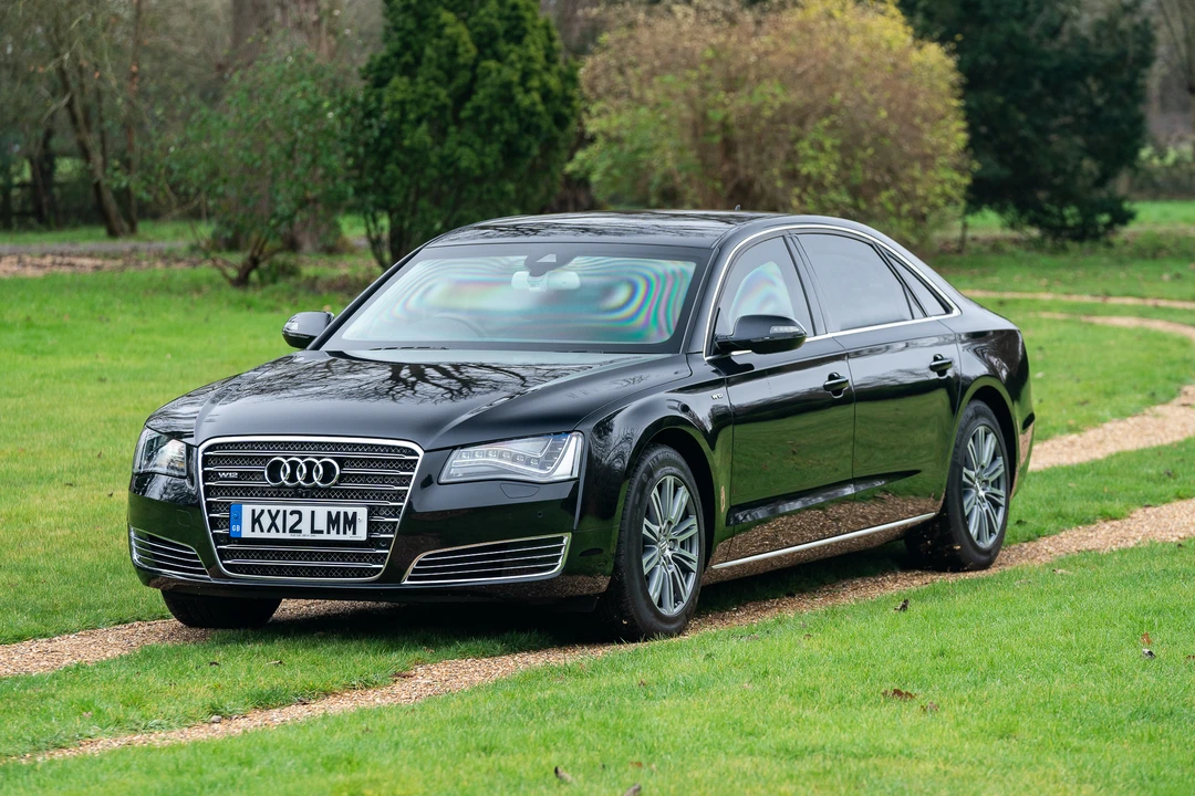 2012 Audi D4 A8 - Image 3 of 31