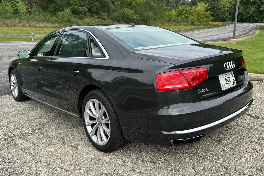 2012 Audi D4 A8 - Image 4 of 31