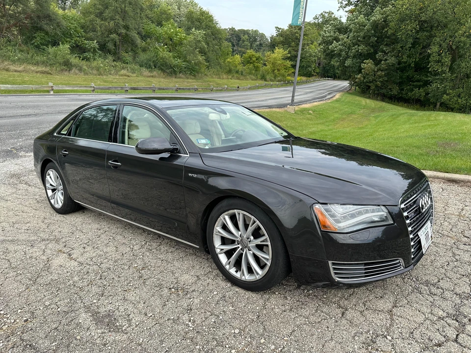 2012 Audi D4 A8 - Image 25 of 31