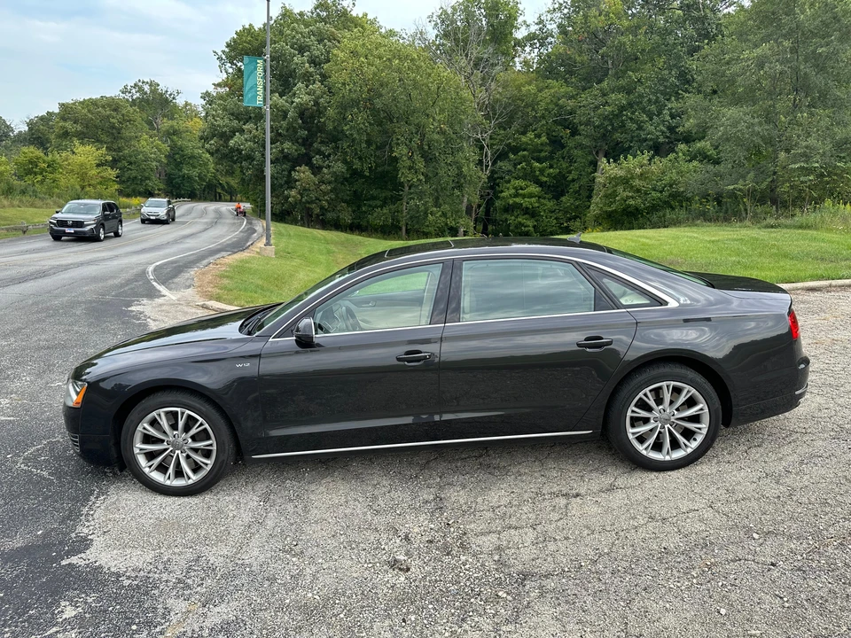 2012 Audi D4 A8 - Image 16 of 31