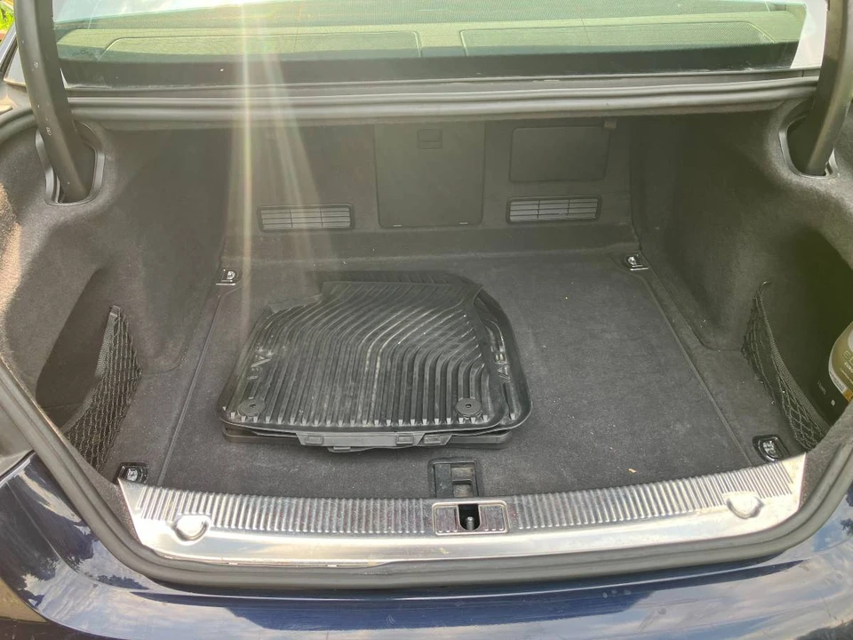2012 Audi D4 A8 - Image 6 of 16