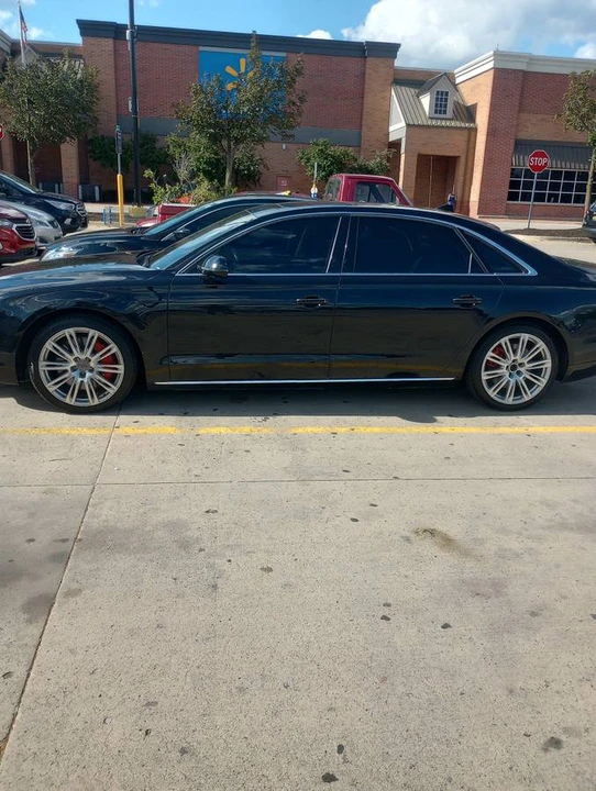 2012 Audi D4 A8 - Image 2 of 5