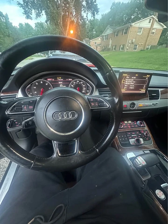 2012 Audi D4 A8 - Image 11 of 15